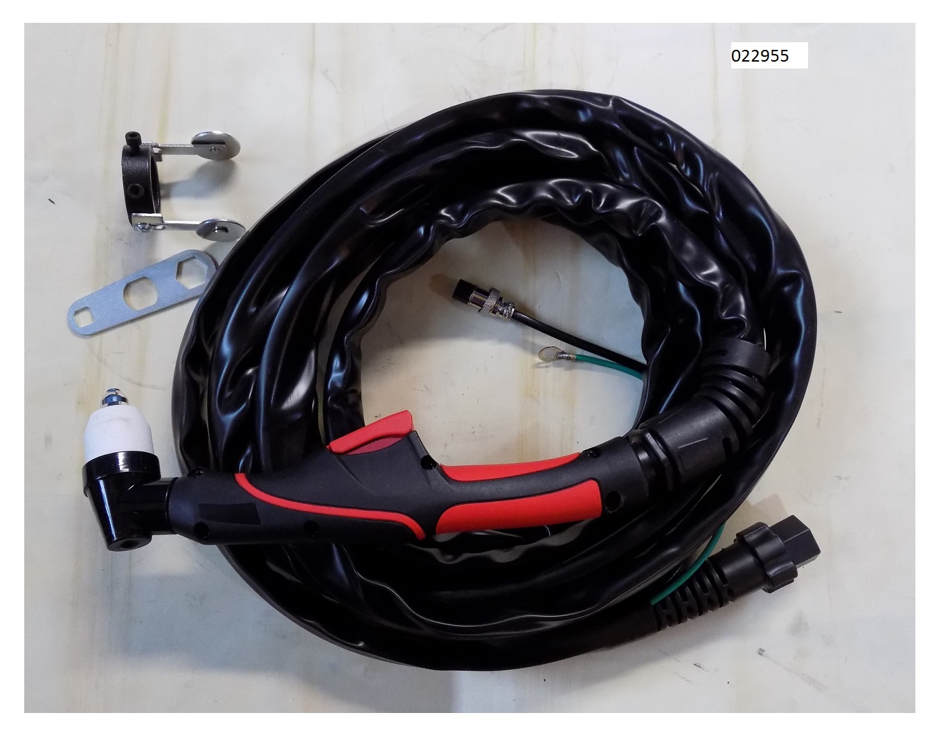 картинка Плазмотрон (горелка плазменной резки металлов) P-80, 5 м / plasma cutting torch картинка Плазмотрон (горелка плазменной резки металлов) P-80, 5 м / plasma cutting torch